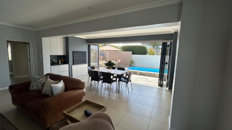 4 Bedroom Property for Sale in Pinnacle Point Golf Estate Western Cape